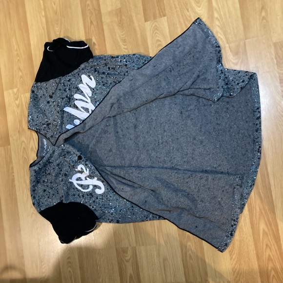 Brooklyn button up top - Picture 2 of 2